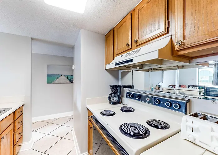 Bright With Pool Access Cozy Patio A Washer&dryer * Gulf Shores