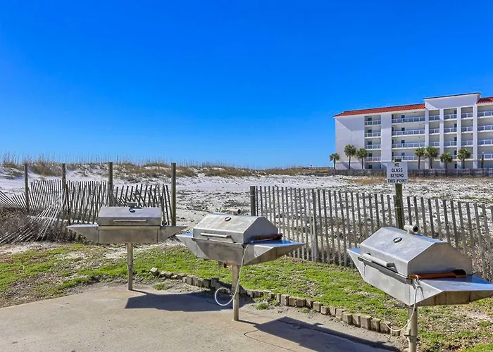 Apartment Bright With Pool Access Cozy Patio A Washer&dryer